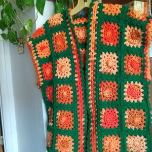 Fall 🍁Granny square vintage style vest